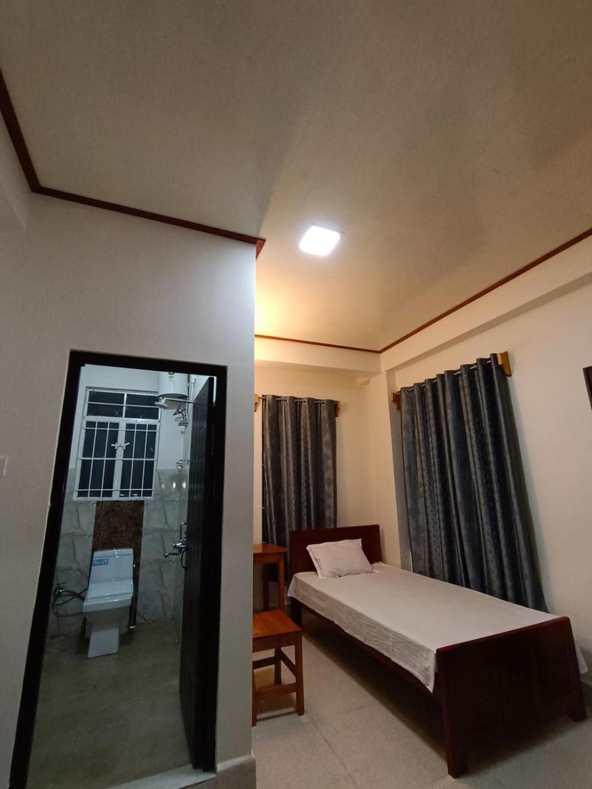 Sk Guest House Shillong Buitenkant foto